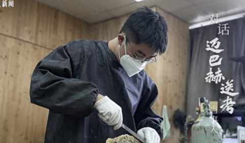 “迈巴赫少爷”父亲发文谈儿子绰号