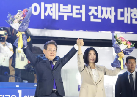<strong>李在明:将通过合作寻求朝韩共存</strong>