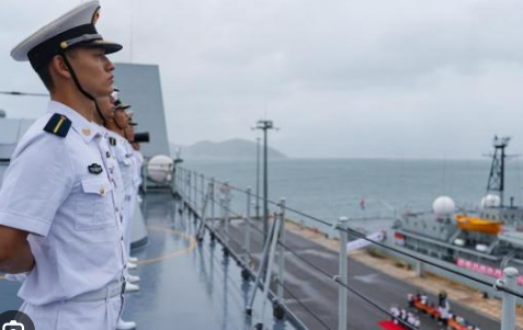 <strong>中国海军989编队前往马来西亚</strong>