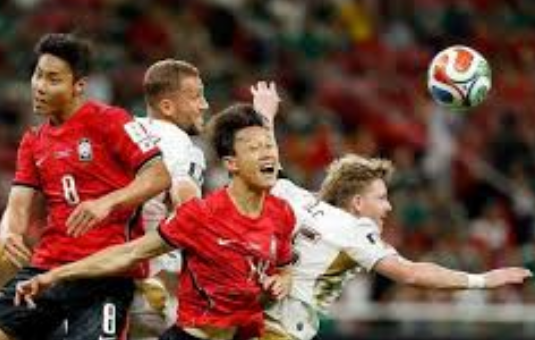 韩国2-1逆转捷克 亚洲球队首胜